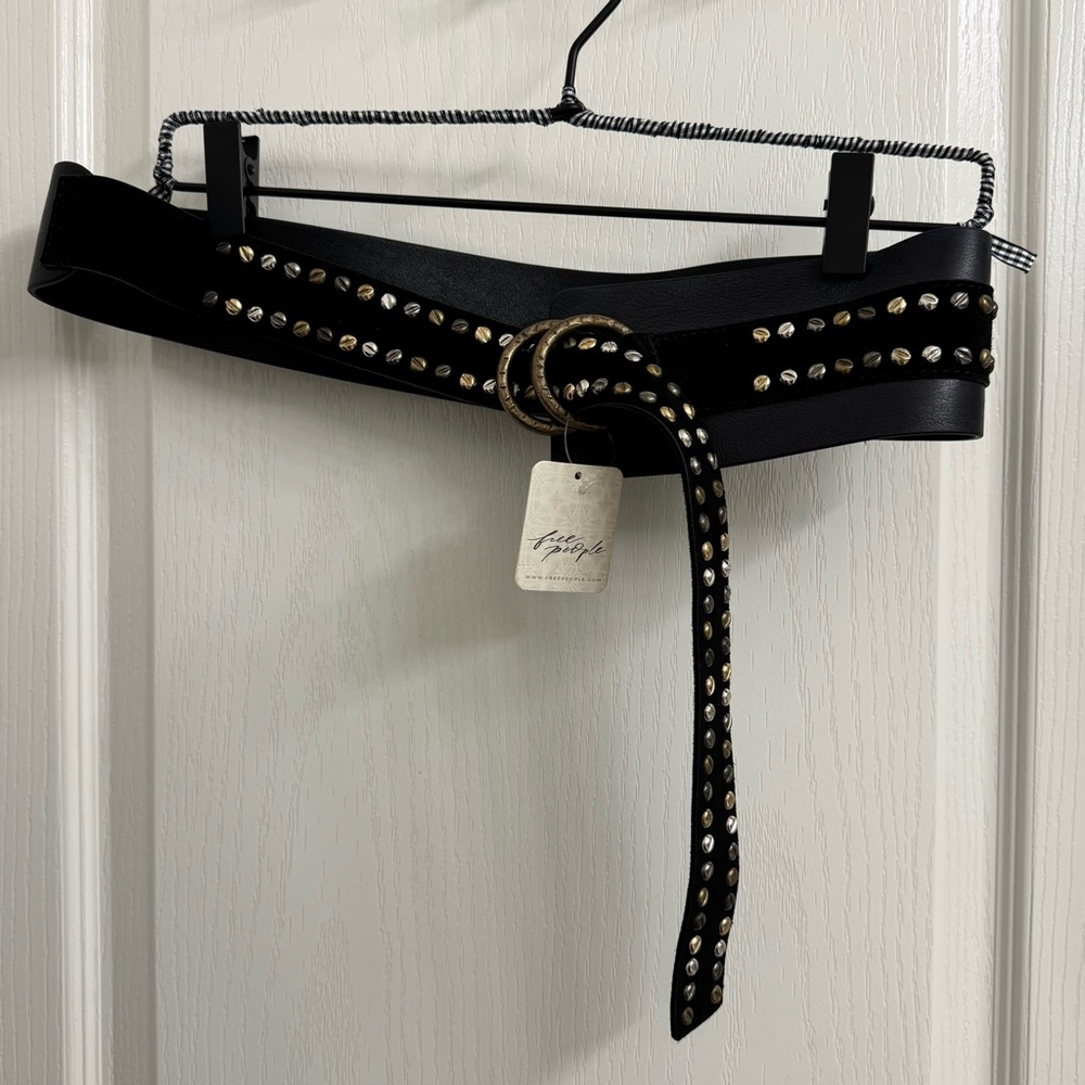 FREE PEOPLE WE THE FREE Mason Stud Suede Leather Belt